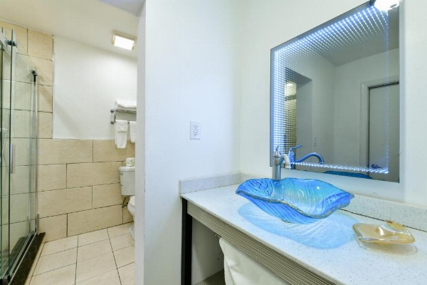 The Freeport Inn and Marina image 13